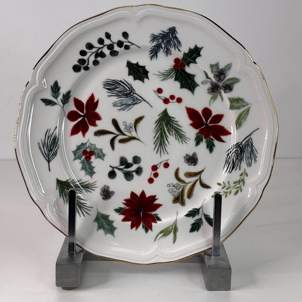 1 Salad Plate GRACE TEAWARE CHRISTMAS POINSETTIA  HOLLYBERRY 8" NEW